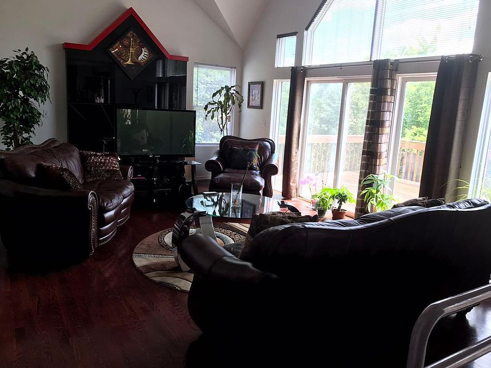 1st image of 5264 Brentwood Cir