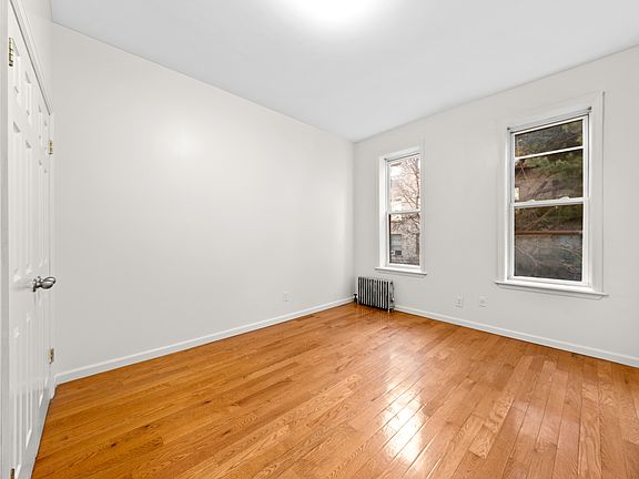 5th image of 120 E 31st St #2
