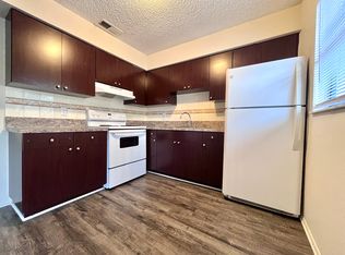 4060 78th Ave N APT 11, Pinellas Park, FL 33781