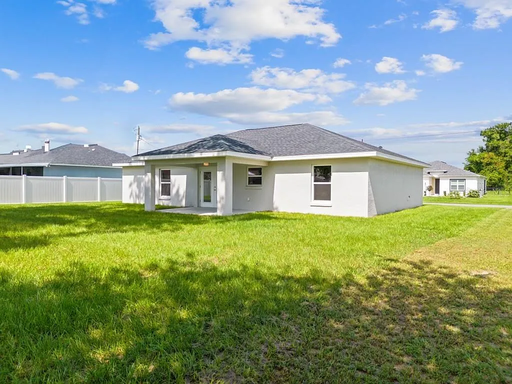 3 bed, 2.0 bath, 1312 sqft, $1,950 — Photo 4