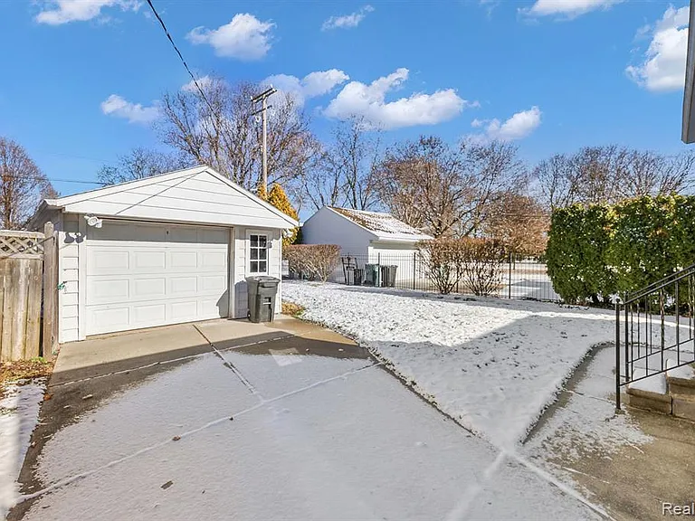 1581 Cheltenham Rd — Photo 29