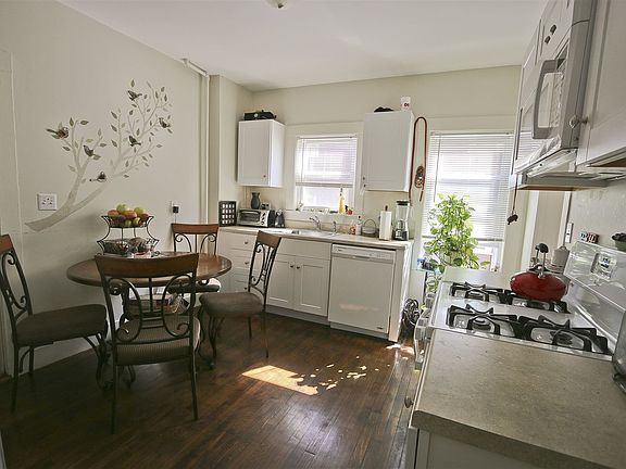 189MaplewoodKIT_1