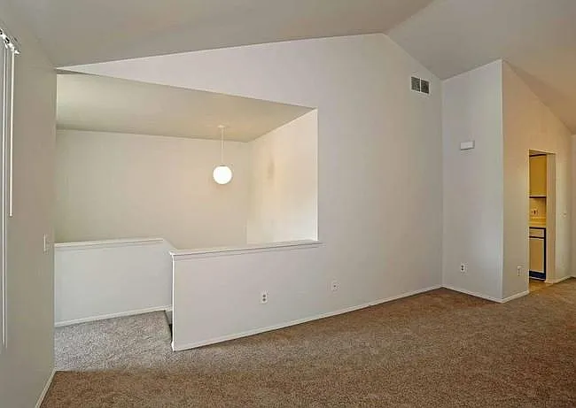 1521 Porter Cir — Photo 6