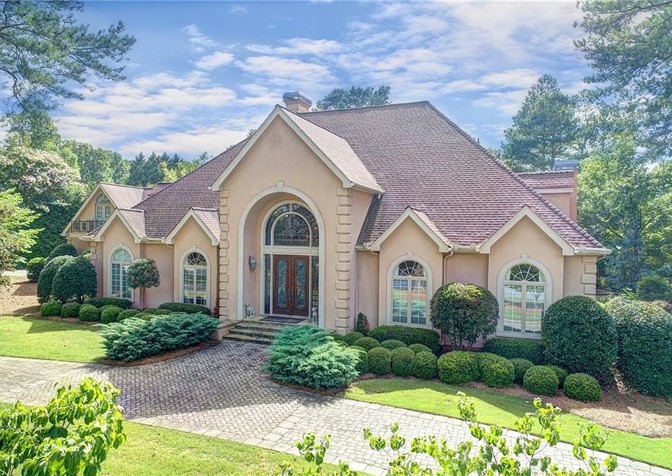 1st image of 3780 River Mansion Dr