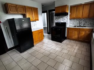 304 Goffe St #2B, New Haven, CT 06511