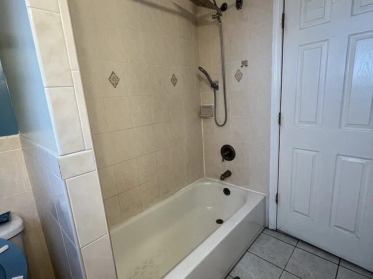 182 N 19th St #2 — Photo 15