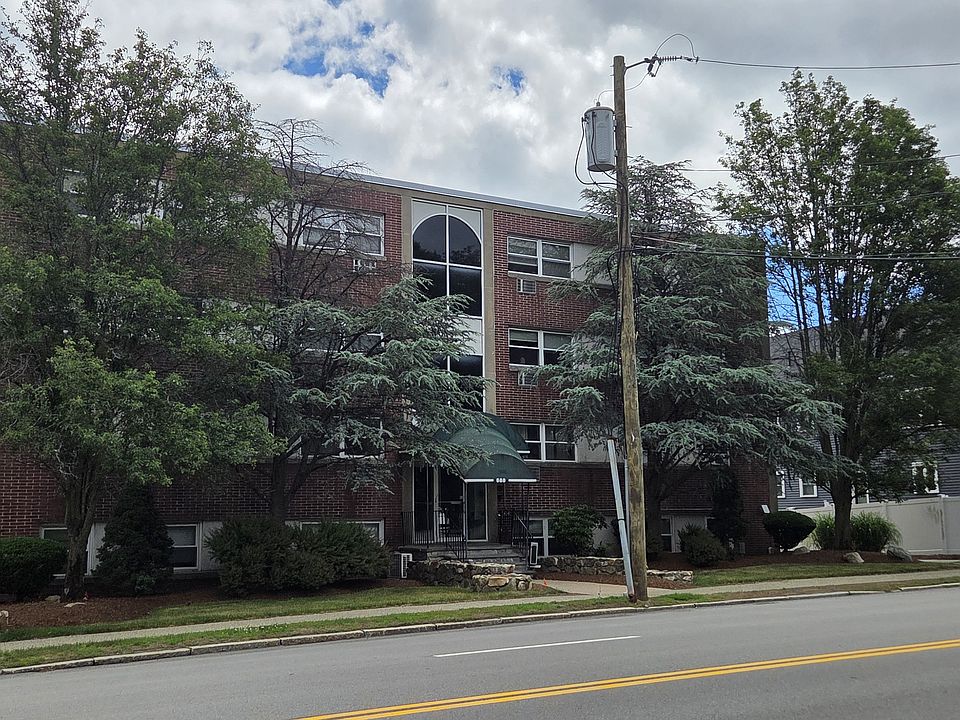 1st image of 588 Main St APT 1D