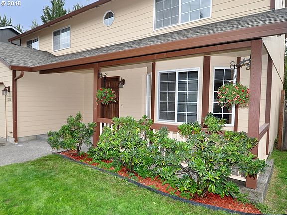 3rd image of 9915 NE 65th Ct