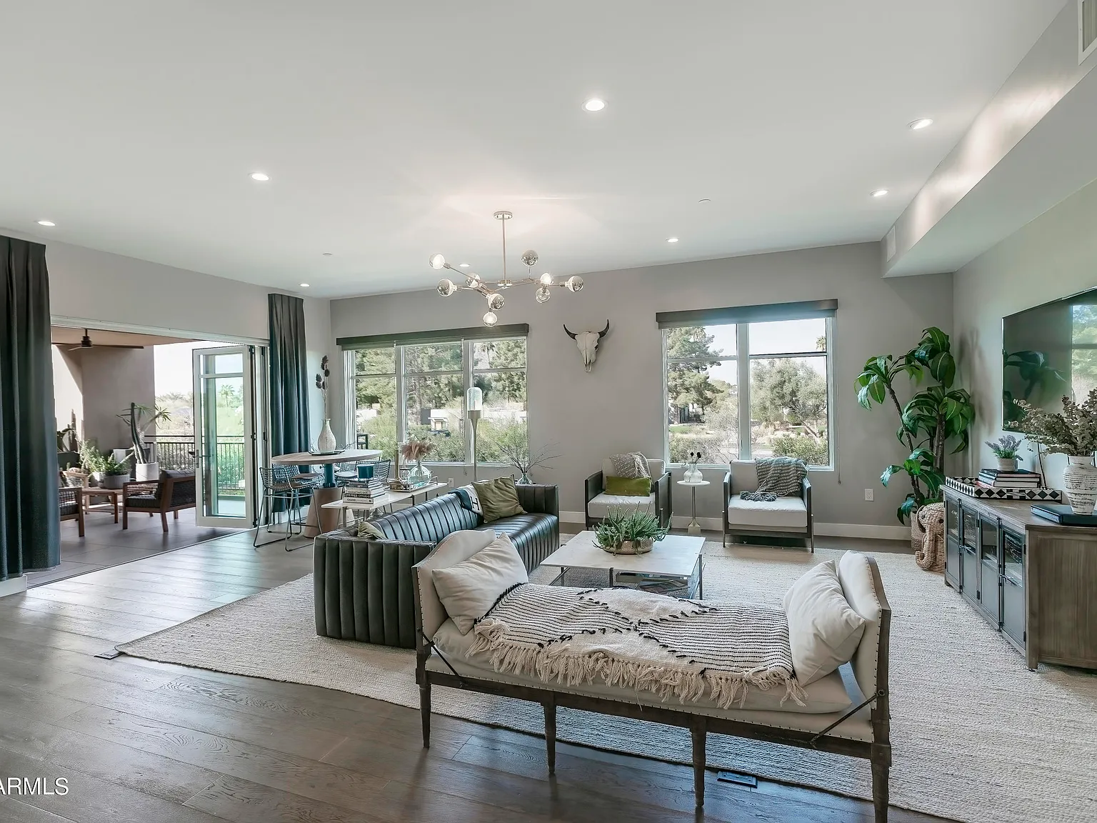 4 bed, 3.5 bath, 3016 sqft, $13,000 — Photo 4