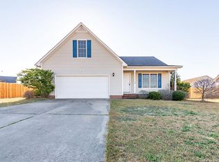 2325 Chasewater Rd, Fayetteville, NC 28306