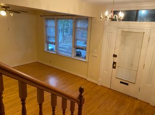 3249 N Oakley Ave #2, Chicago, IL 60618