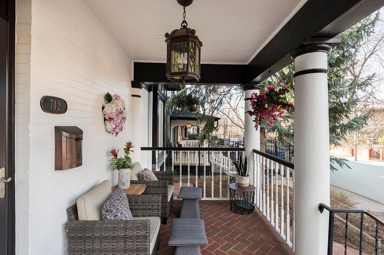 742 N Downing St - Photo 5