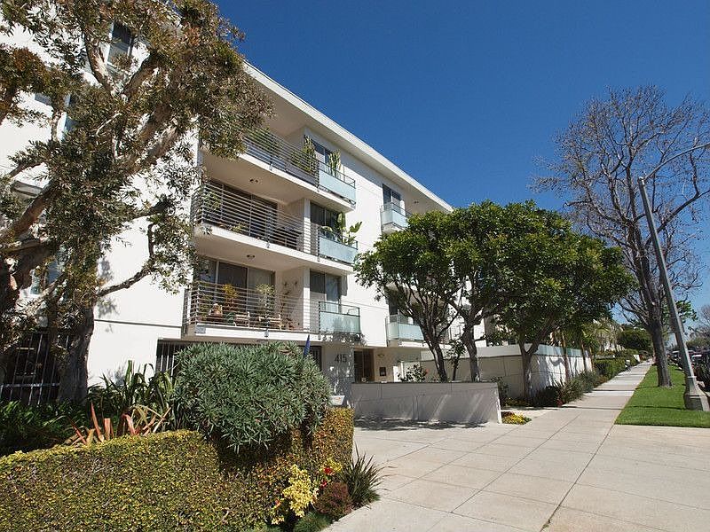 1st image of 415 Montana Ave Unit 303