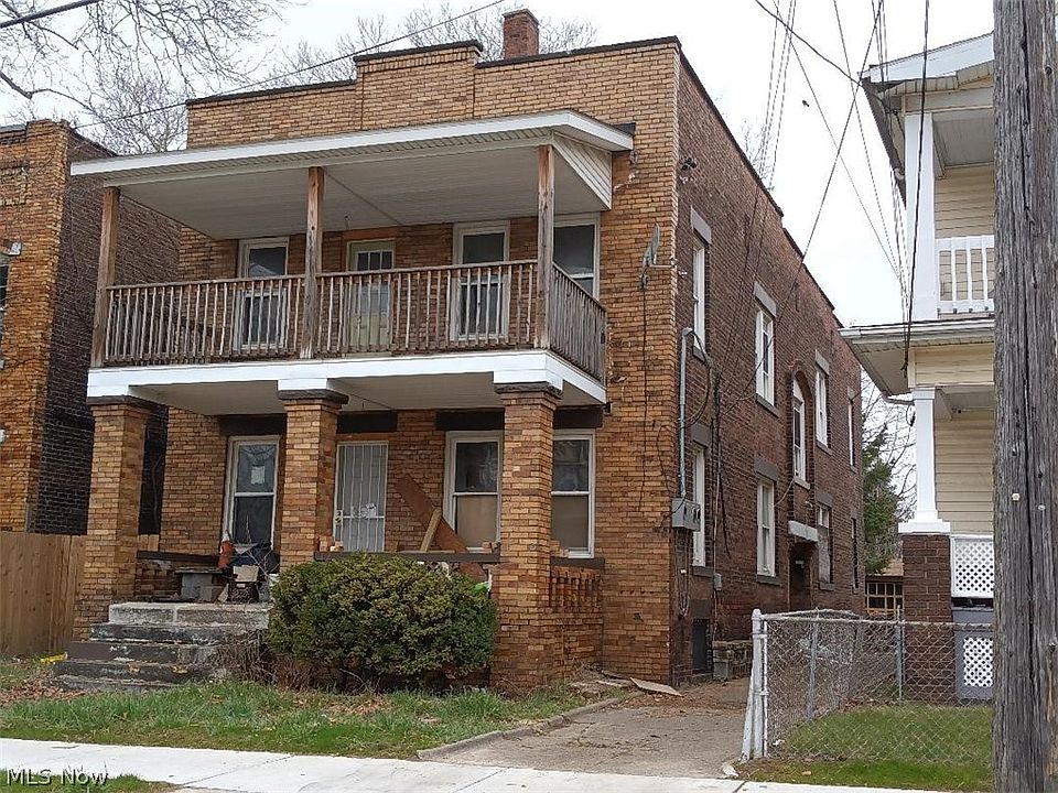2nd image of 1059 Addison Rd