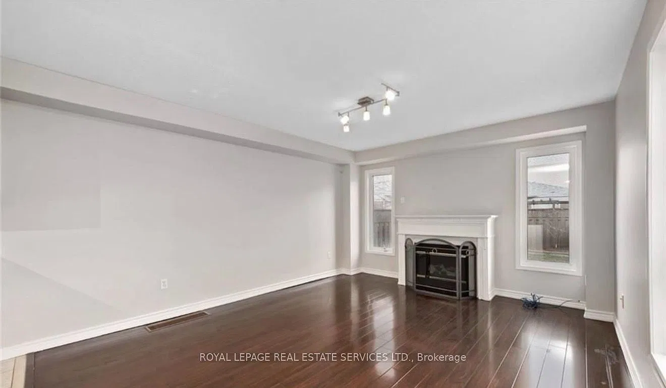 3 bed, $3,700 — Photo 4