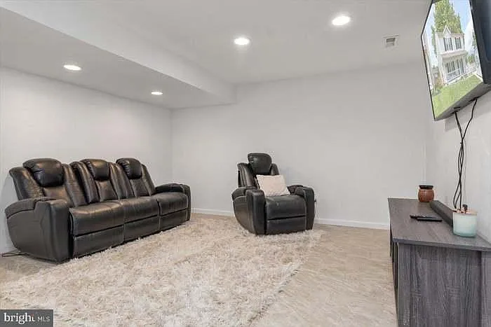 8534 Skipjack Pl — Photo 11