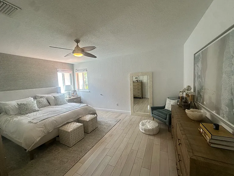 3068 Shipping Ave — Photo 14