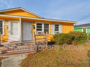 204 S 5th St, Spring Lake, NC 28390