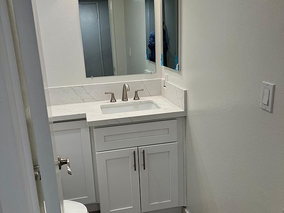Downstairs half bath