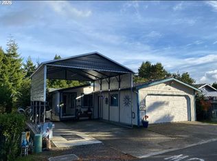 1600 Rhododendron Dr, Florence, OR 97439
