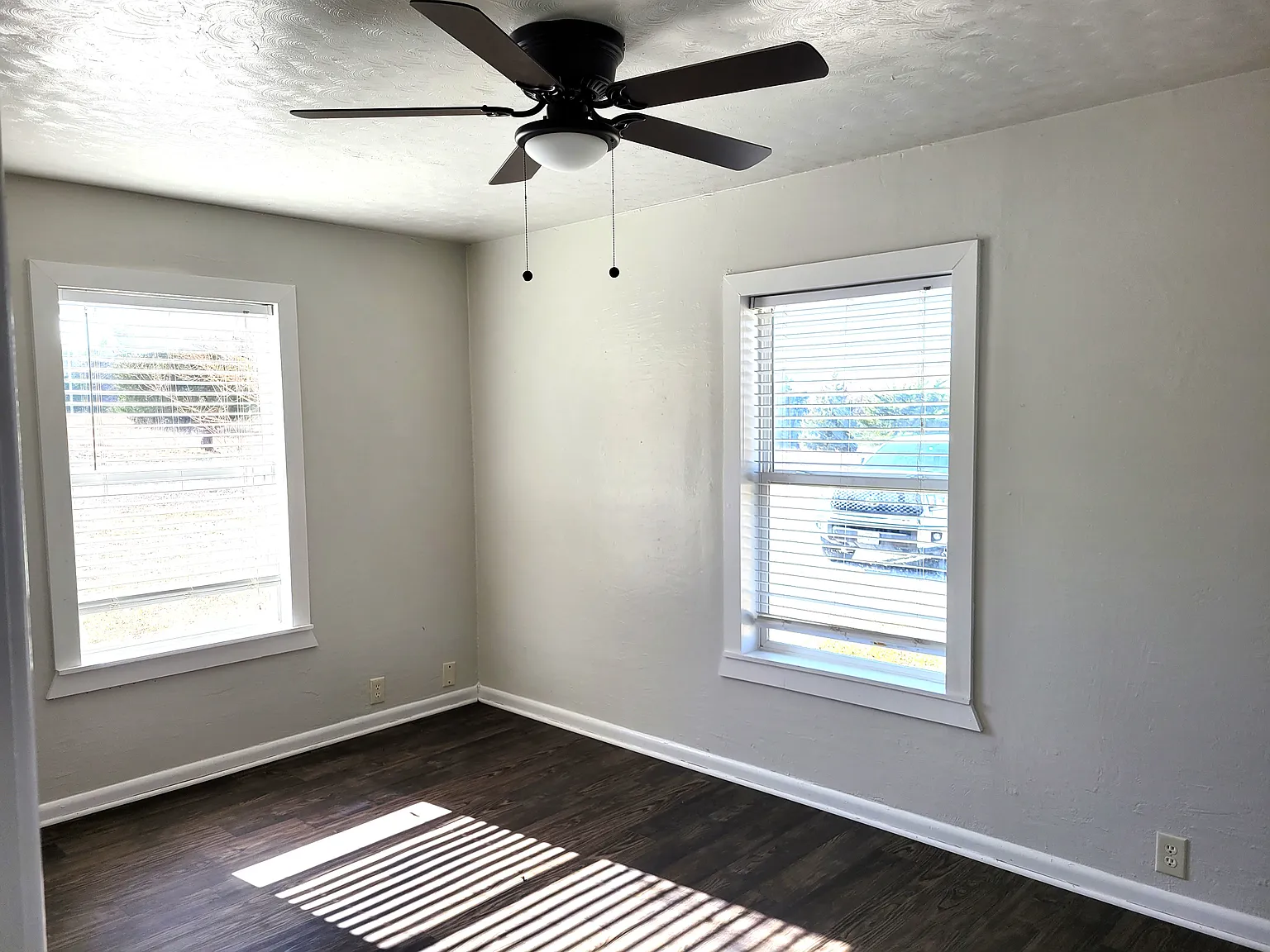 3 Bedroom 2 bath — Photo 3