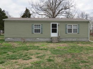 3210 Sunfield Rd, Du Quoin, IL 62832