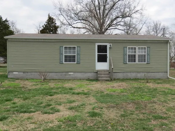 3210 Sunfield Rd, Du Quoin, IL 62832