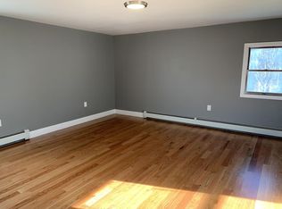 263 School St APT 1, Stoughton, MA 02072