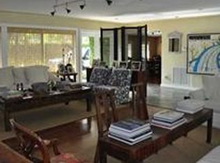 5845 SW 100th St, Pinecrest, FL 33156