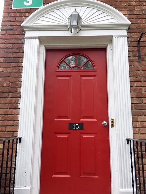 1ST FLOOR END UNIT 