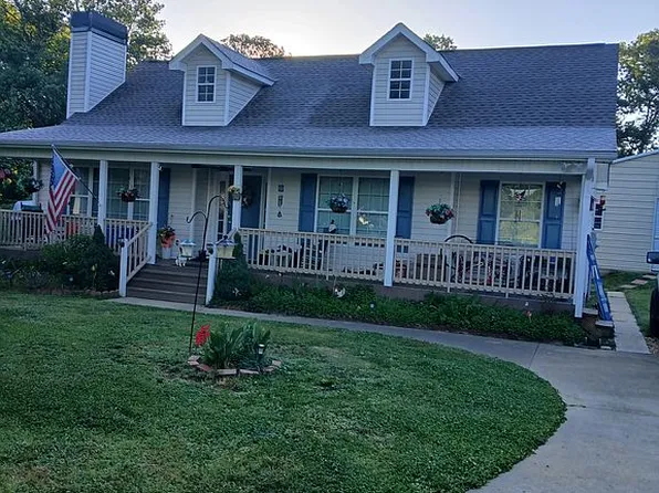 118 Zachary Dr, Talking Rock, GA 30175