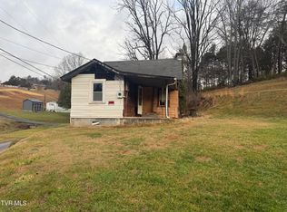 114 Pearl Bowers Rd, Elizabethton, TN 37643
