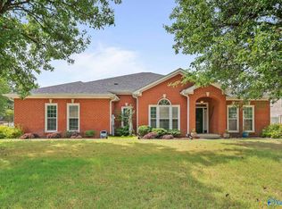 123 Cheval Blvd SE, Brownsboro, AL 35741