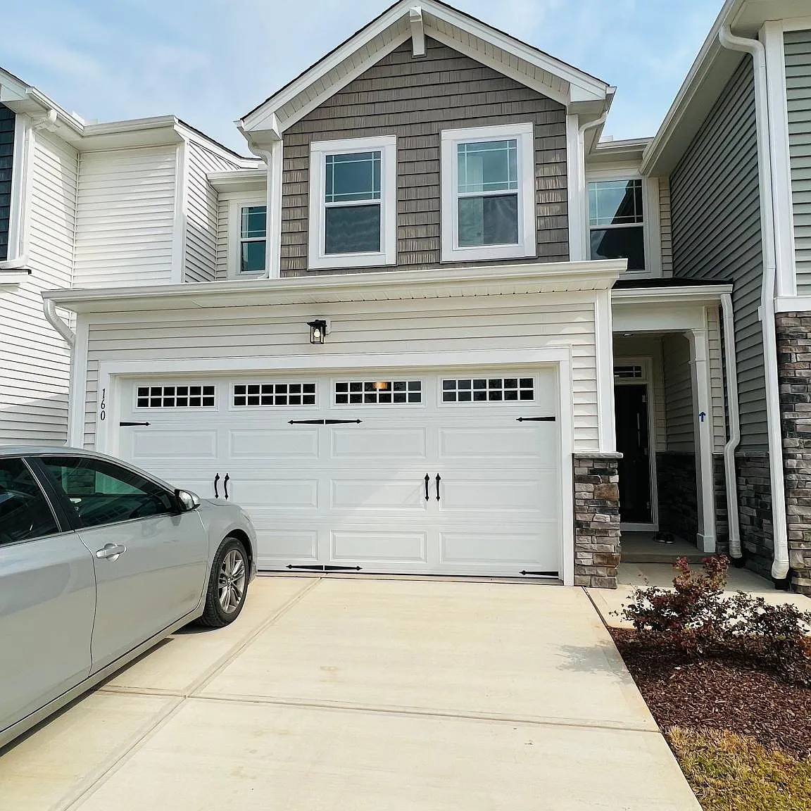 160 Royal Star Way — Photo 1
