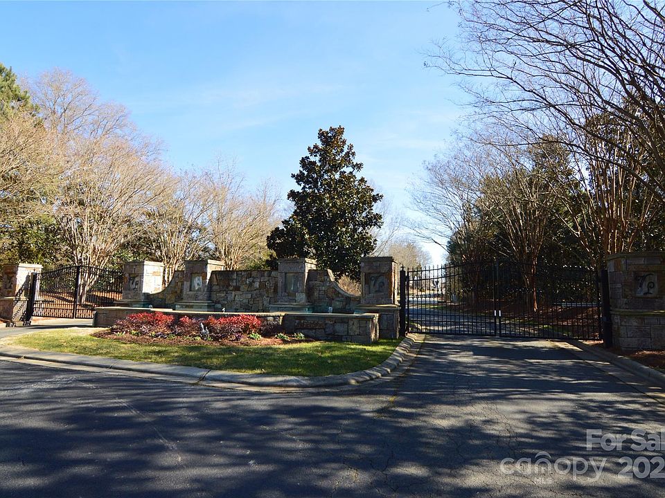 1st image of 8328 Victoria Lake Dr