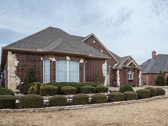 2nd image of 1210 Mallard Way