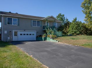 3 Fay Ln, Plattsburgh, NY 12901
