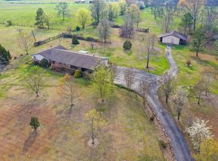 1945 Pleasant Valley Rd, Rainbow City, AL 35906