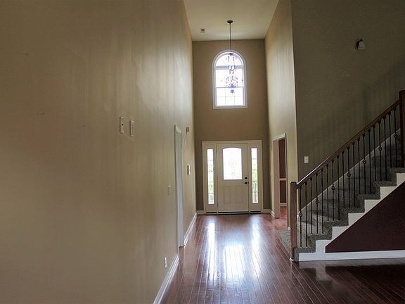 5th image of 515 Winding Bluff Way