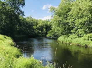 20597 Meadow Rd, Bovey, MN 55709