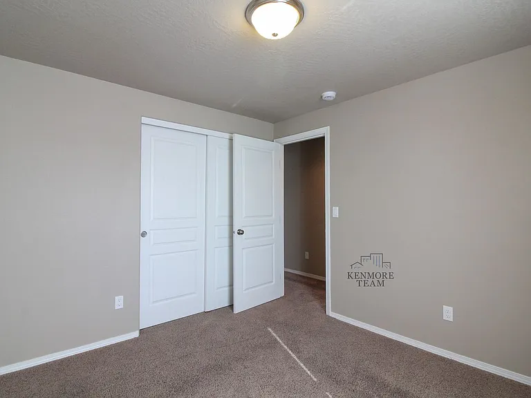 6101 Turf Paradise Dr — Photo 11