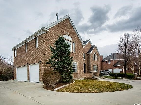 3rd image of 1979 E Hunters Meadow Cir