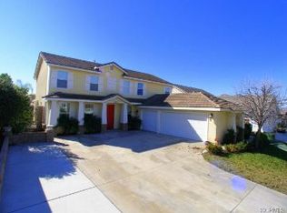 28699 Maplewood Dr, Menifee, CA 92584