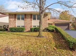 6729 Plymouth Rd, Downers Grove, IL 60516
