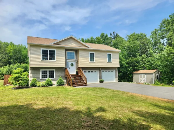 61 Beaver Creek Road, Carmel, ME 04419
