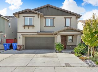 463 Half Dome Dr, Manteca, CA 95337