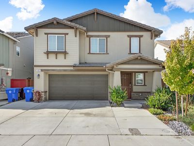 463 Half Dome Dr, Manteca, CA, 95337