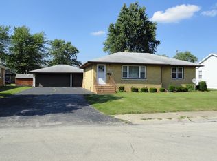 871 Cook Blvd, Bradley, IL 60915
