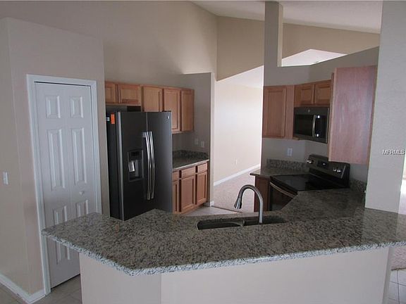 3rd image of 3130 Shady Lily Ln