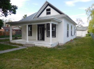 459 E Pacific St, Blackfoot, ID 83221